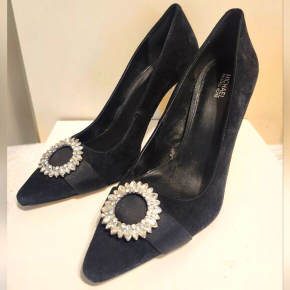 Michael Michael Kors "Viola"Black Suede w/Crystal Brooch Accent Pumps Sz.10 $160 - Picture 1 of 11